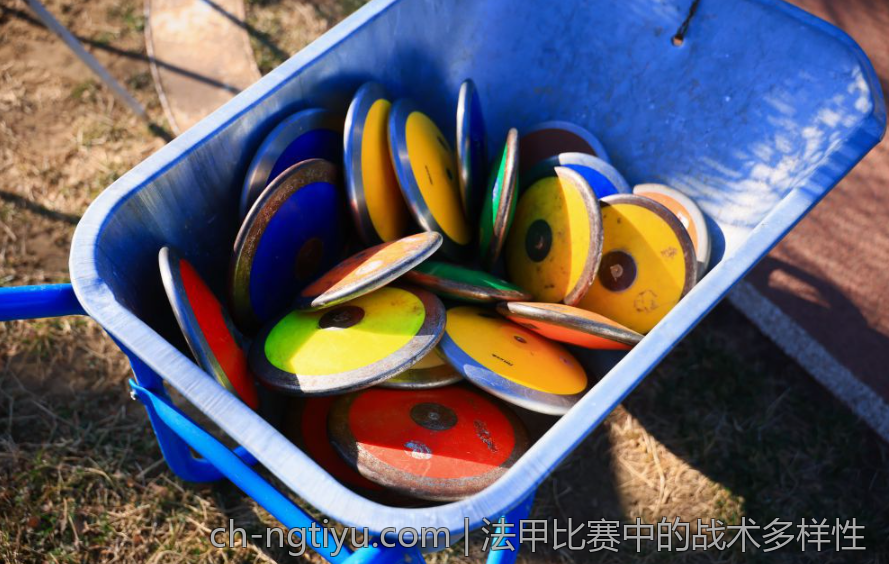 法甲比赛中的战术多样性